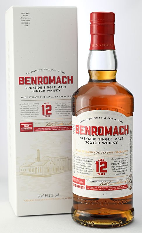 画像1: 【箱付き】ベンロマック12年 カスクストレングス（700ml)《正規輸入品》 (1)