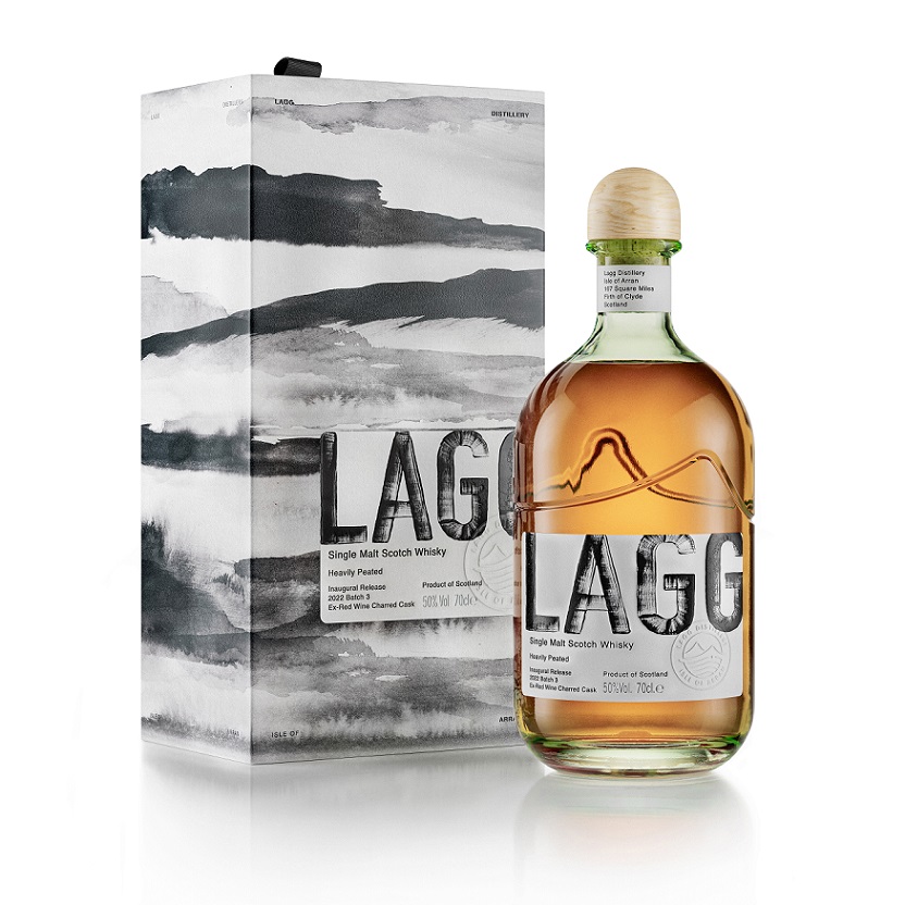 【箱付き】LAGG（ラグ）イノーギュラルリリース レッドワインカスク(700ml)《正規品》